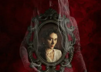 The Oval Portrait Review