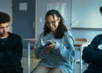Writing Life: Annie Ernaux Through The Eyes Of High School Students Review