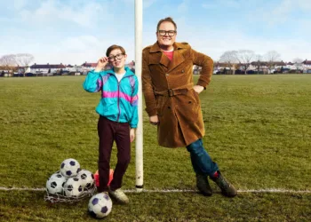 Changing Ends Season 2 Review: Oliver Savell Holds the Centre in a Winning Second Series Changing Ends Season 2 Review
