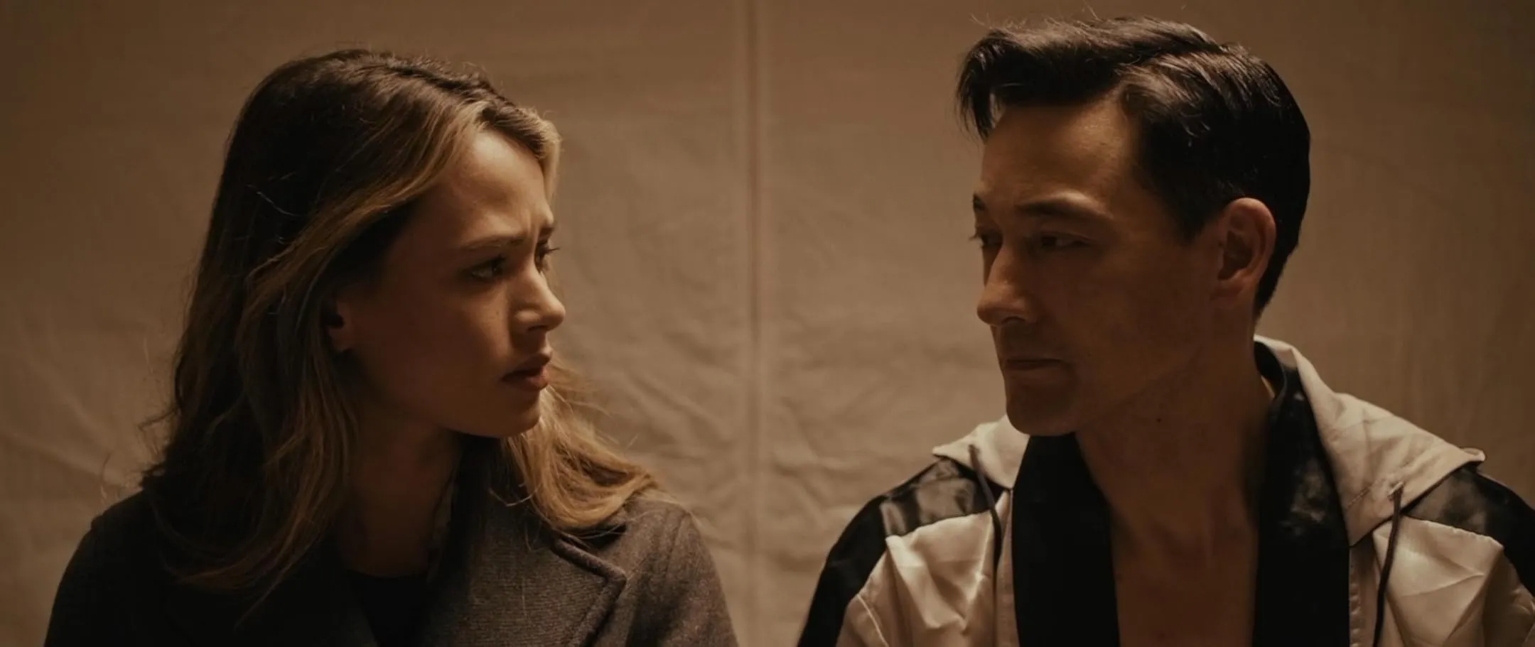 Unlicensed Review: The British Drama Where Financial Fraud Meets the Boxing Ring 41 Unlicensed Review