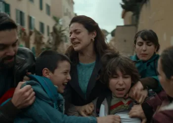 Familia Review