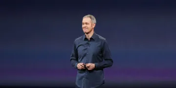 Disney Taps Former Apple COO Jeff Williams for Board Seat 1 Jeff Williams