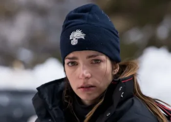 Stranded Review