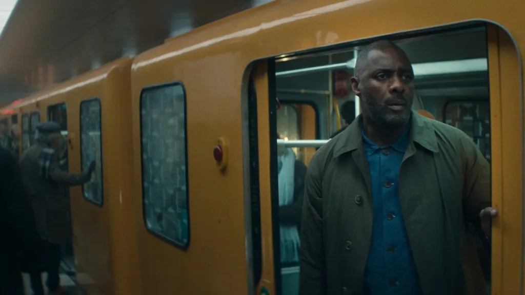 Hijack Season 2 Review: Idris Elba Commands the U-Bahn 42 Hijack Season 2 Review