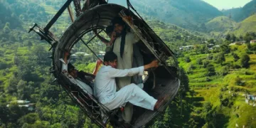 Hanging By A Wire Review: 900 Feet of Existential Terror 1 Hanging By A Wire Review