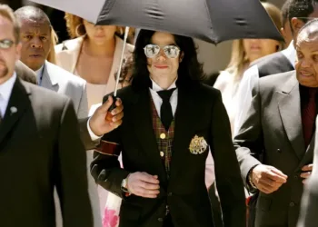 Michael Jackson: The Trial Review