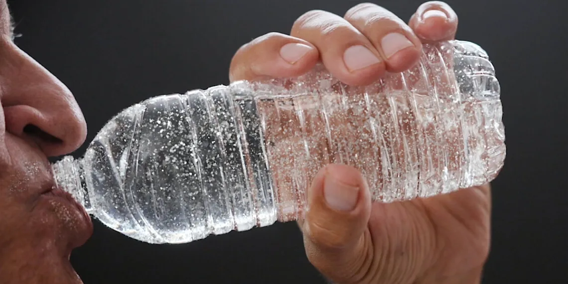 The Plastic Detox Review: Biological Survival in a Petroleum World 41 The Plastic Detox Review