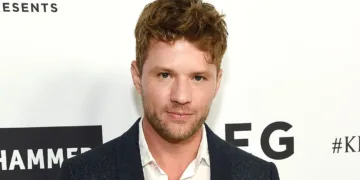 Ryan Phillippe Signs Multi-Year Deal With '9-1-1: Nashville' as a Bad-Boy Detective 1 Ryan Phillippe