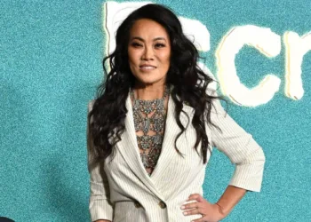 Dr. Pimple Popper Sandra Lee