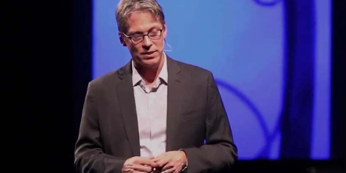 Brian Lindstrom