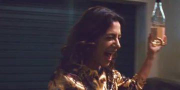 Isabel Review: A Slow Pour Through the Streets of Brazil 1 Isabel Review