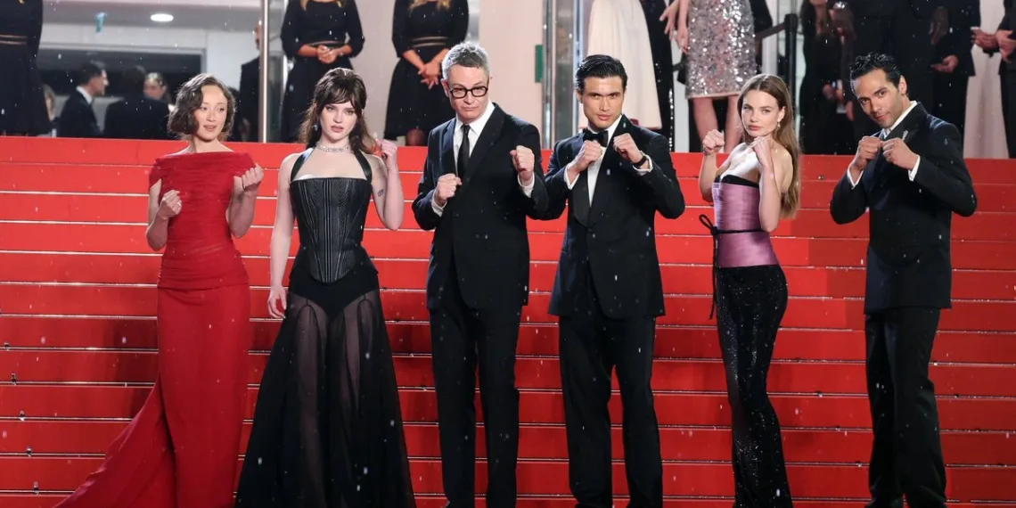 Nicolas Winding Refn Storms Back to Cannes With 12-Minute Ovation for 'Her Private Hell' 41 Nicolas Winding