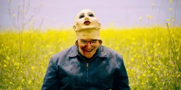Frankie, Maniac Woman Review