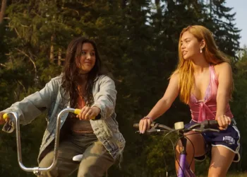 Girls Like Girls Review