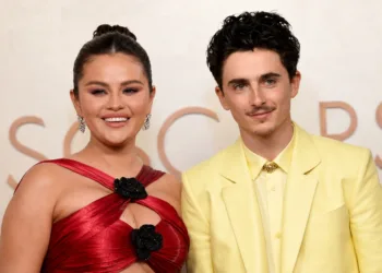 Timothée Chalamet, Selena Gomez