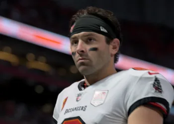 Quarterback Season 3 Review