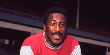 Transforming the Beautiful Game: The Clyde Best Story Review