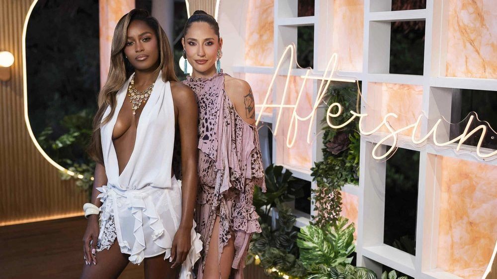 Ciara Miller & Tefi Pessoa on the Backlash Behind 'Love Island' Aftersun's Big Ratings Win 41 Love Island USA Aftersun