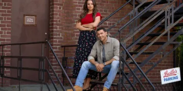Absolutely Devoted to You Review: Jesse Metcalfe Makes the Reluctant Heartthrob Work 24 Absolutely Devoted to You (1)