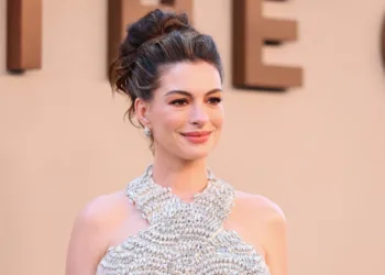 Anne Hathaway
