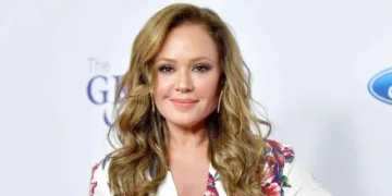 Leah Remini Joins "The Real Housewives of Beverly Hills" for Season 16 14 Leah Remini