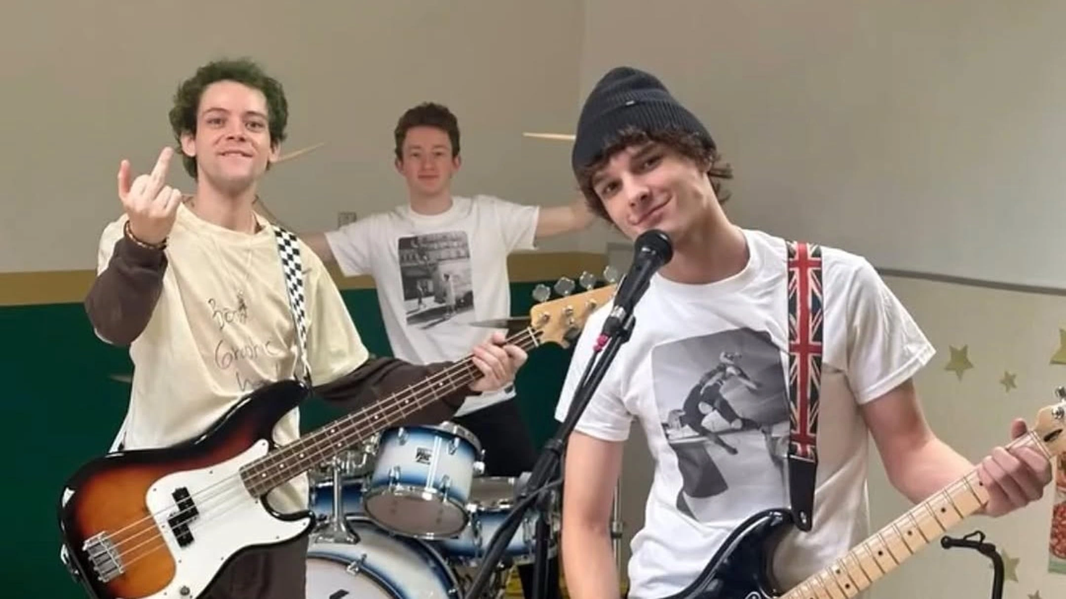 Nimrods Review: The Punk Fantasy Works Better Than the Drama 42 Nimrods Review