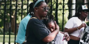 WhileBlack