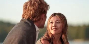 Crew Girl Review