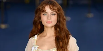 Joey King Wins Over 'Practical Magic 2' Critic With One Comment 14 Joey King
