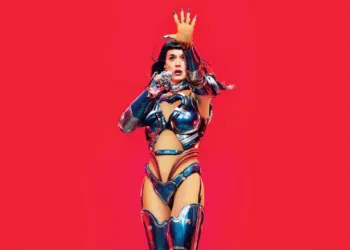 Katy Perry: The Lifetimes Tour - Live from Paris Review