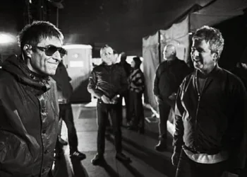 Oasis Don’t Look Back in Anger