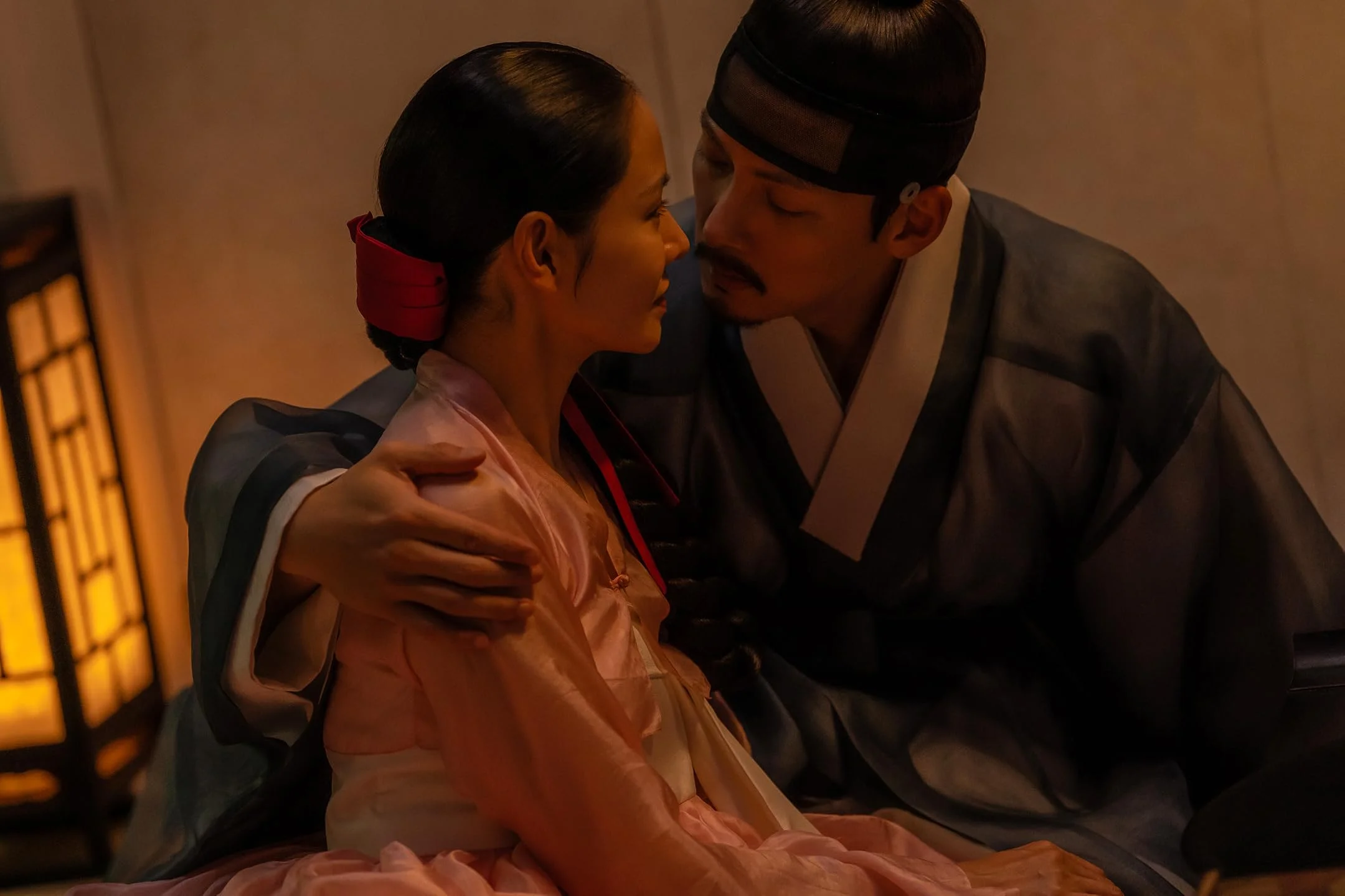 The Scandal Review: Seduction Is the Least Scandalous Part 42 The Scandal Review
