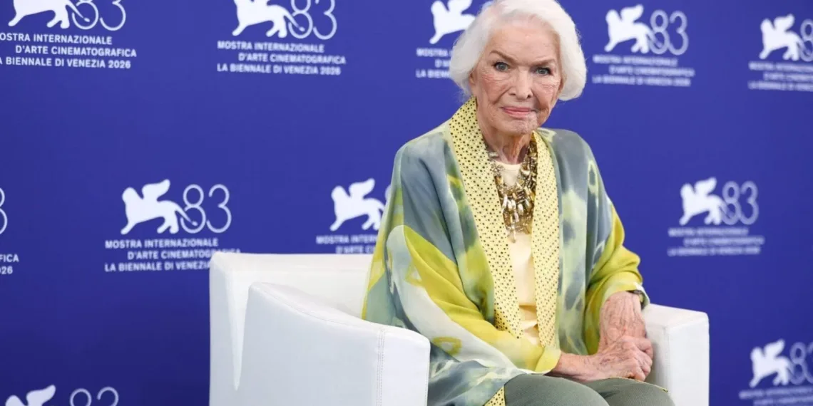 ellen burstyn scaled e1788877418521