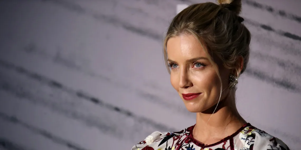 Annabelle Wallis