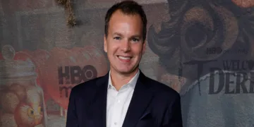 Casey Bloys Signs New Multiyear Deal to Run HBO Max and Paramount+ at Skydance 16 Casey Bloys