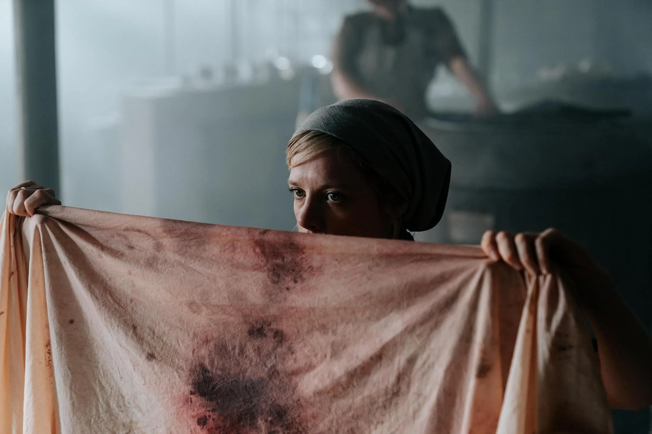 Krux Review: Civilian Suffering Without Easy Innocence 42 Krux Review